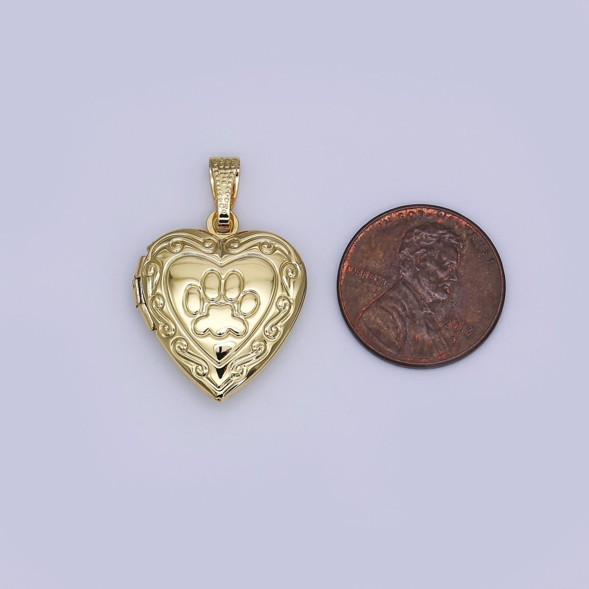 24K Gold Filled Dog Paw Engraved Heart Locket for Pet Photo Charm | AH488