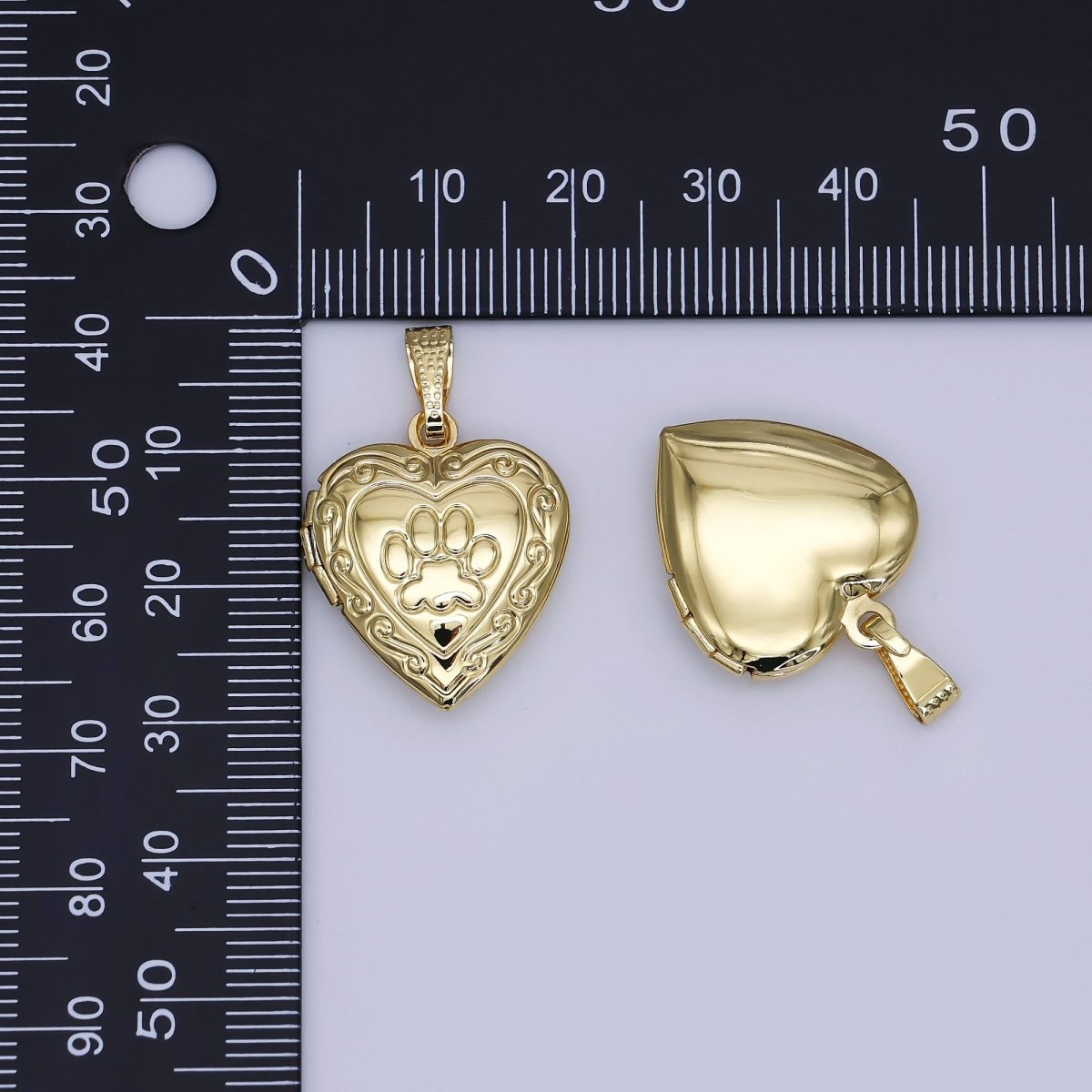 24K Gold Filled Dog Paw Engraved Heart Locket for Pet Photo Charm | AH488