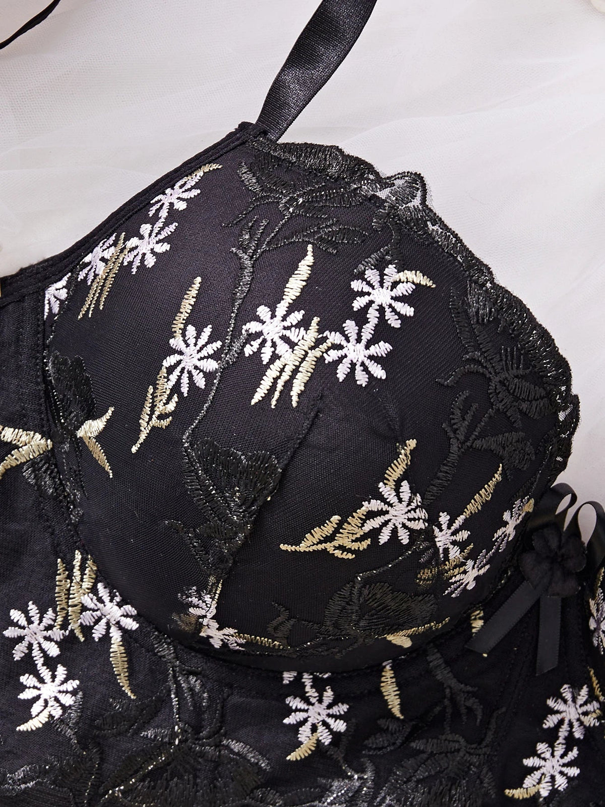 Floral Embroidered Lace Bustier Bra – Push Up, Tummy Control & Non-Slip Corset Top