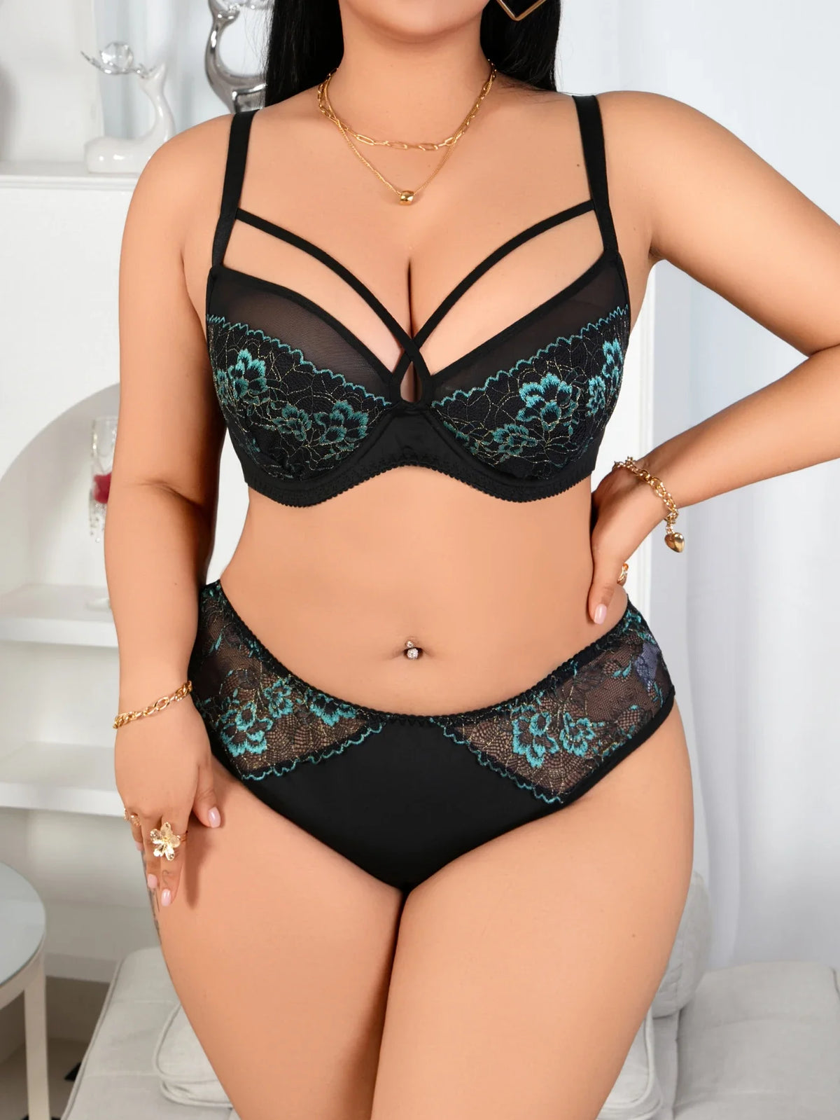Floral Embroidery Minimizer Cami Lingerie Set, Lightweight Lace Bra for Full Bust Support