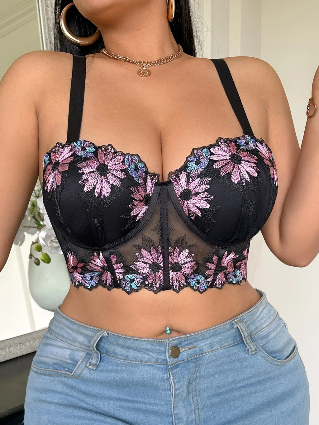 D E Thin Cup Bras Lace Embroidered Floral Push up Bra Wide Shoulder Straps Soft Side Support Underwire Bra for Women