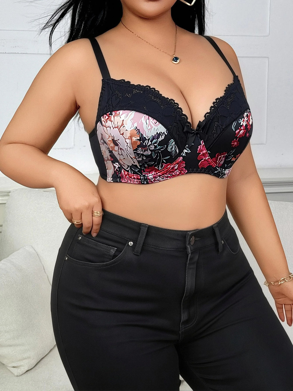Black & Red Floral Lace Push-Up Bra